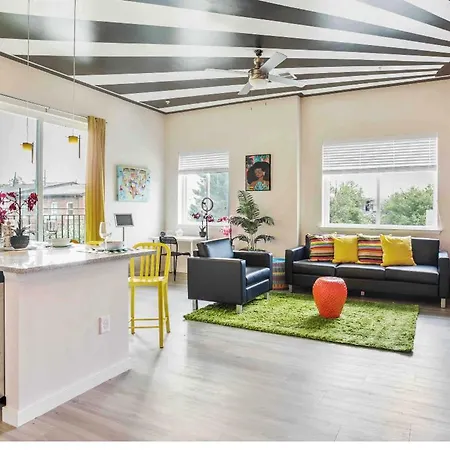 Lux House Of Champagne 2Br 2Ba Free Parking & Wifi Apartment Baltimore Exterior photo